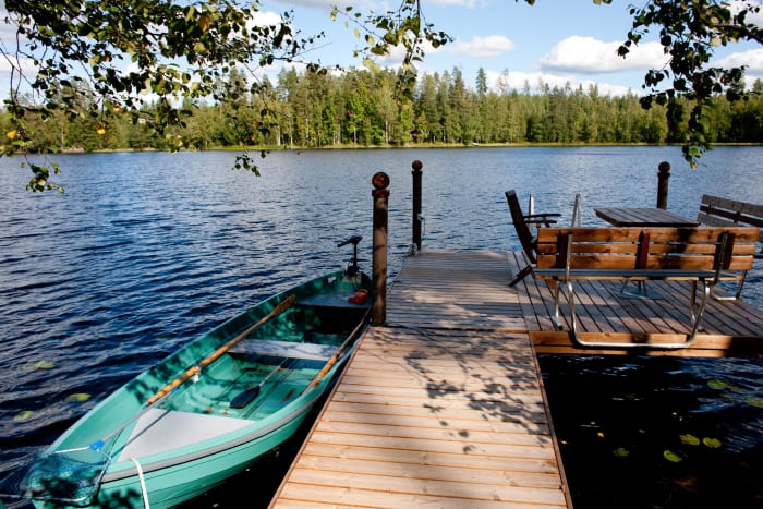 Private beach, boat, pier for fishing and swimming.